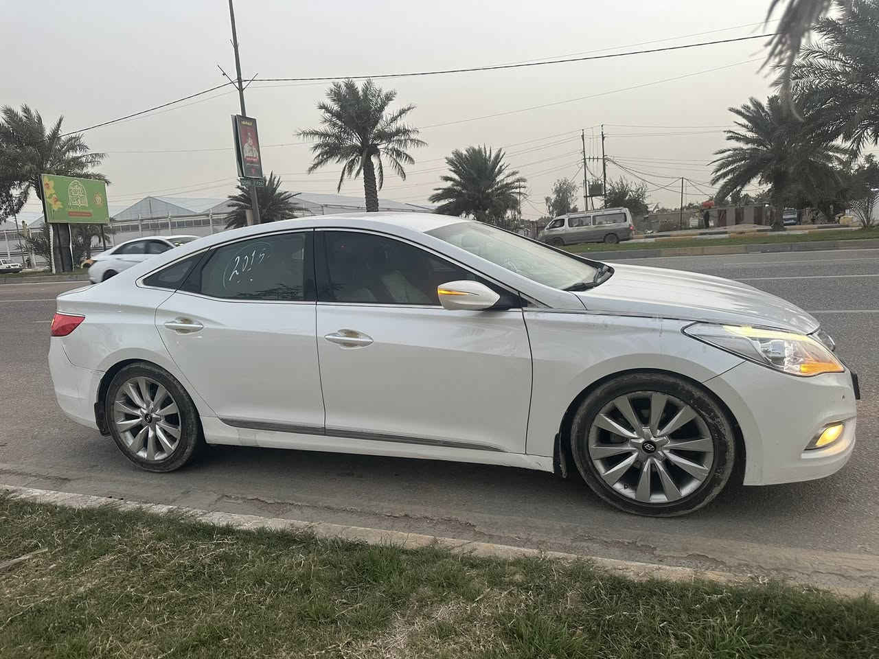 للبيع ازيرا  خليجي 2015

السيارة  كفاله عامه عده بارد

محرك 6سلنر 3000 شرط مامفتوح 

رقم اربيل الجديد وكالة بسمي سنوية 2027

تريد تحويل تريد وكالة 

- مواصفات السيارة

بردات خلفيه  وبردّه كهربائيه

- بصمة جنطة

- تحكم استيرن

- مانع انزلاق

- دواخل بيجي

- تبريد خلفي

- ويل اكروم

- لد امامي

- اشاير بل مري

- مري شفط

- مدخل AUX + USB

- تخم تاير

- وباقي المواصفات المعروفة

اخوان سيارة كلش حلوة وجديدة ومابيها نواقص وجاهزة للاخير من كير وتبريد وحدادية  بالكارتون ستوني مسويها  السياره مكينه وكير شرط جدد ومامفتوحات 

السعر 140


**إذا كنت صاحب هذا الإعلان وتريد حذفه لأي سبب، رجاءا أرسل رسالة إلى الدعم الفني**