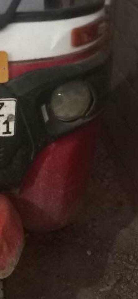 ١٨طافيه مرقمة بسمي
 ابيع كوم حديد
 قفل ٢مليونين 
مكاني الشعب ***********
