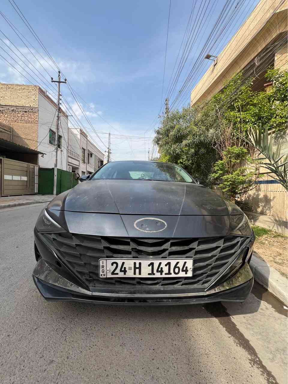 🚘 النترا 2021 نفطي – 2000cc
سيارة مرتبة ونظيفة وجاهزة للاستخدام 👌✨

▪️ الوارد: بدون حادث (سرقة قطعتين)
▪️ الممشى: 108 ألف كم / 67 مايل 📏
▪️ الرقم: دهوك باسمي (تحويل أو وكالة) 📄

المواصفات:
• تحكمات ستيرن 🎛️
• رادارات جانبية 📡
• قيادة ذاتية 🤖
• تحديد مسار 🛣️
• مانع اصطدام ⚠️
• تشغيل عن بعد 🔑
• دخول ذكي + صندوق ذكي 🚪
• كروز كنترول 🚗💨
• 3 مودات قيادة: Smart / Normal / Sport 🏁
• كامرة 360 درجة 📷
• لايتات زينون 💡

الميكانيك:
كير ومكينة بحالة ممتازة ✔️🔧
بنيد وجاملغ مبدلات تجاري

ملاحظة:
صار بيها ضربة باردة على إيدي البابين جهة السكن.

💰 السعر: 132 ورقة وبيها مجال بسيط.

📍 المكان: بغداد
📞 ***********
متوفر اتصال وواتساب 📱

✨ سيارة مريحة بالسواقة، اقتصادية بالبنزين، ومواصفاتها حلوة بغداد, العراق

