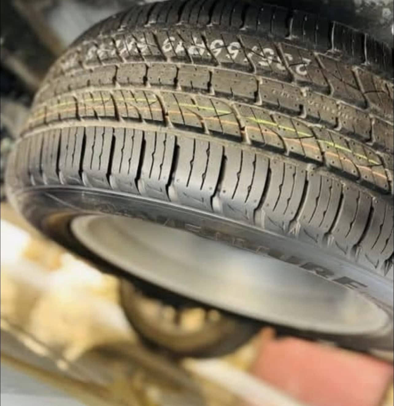 اللهم صل ع محمد وآل محمد كيا سورنتو عدنا 
من سنة ل ٢٠١٥ ماخذيها زيرو ع ايدي السيارة
رقم بغداد هزه جديده سنويه جديده مشروع وطني بسمي
ماشيه 65 الف دك جرس ١٢٠
دشبول زيبقي تبريد بيانو 
تبريد تفه كله شغاله مابيها اي نقص
كويتي سياره اعلى فئة ب السورنتو  معروفة مواصفات الكويتي 
موصفات سياره بصمه فتحه سته سلندر 3500 فور ويل دفع رباعي سبعه واكب كلث قطع تبريد مري شفط 
لايت زنون زراك لايت ويل عالي 19 لد نهاري 
لد داخلي علامه سورنتو نضام ترحيب كشنات ذاكره ميموري 
داخل قرميدي بردات خلفيه شاير بل مري 
كير مكينه كفاله عامه سياره برغي مامفتوح بيها 
سبير مانازل سياره جديده بمعنى الكلمة 
بعد هواي موصفات بيها سياره 
مكان سياره بغداد الشراي ينتصل ويدلل
***********
