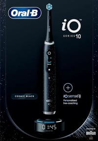 فرشاة قابلة للشحن • اورال بي iO • شاحن مغناطيسي