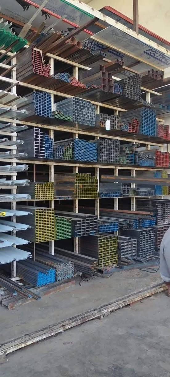 السلام عليكم من رخصة مدير الكرووب
اشتري جميع انواع الحديد الجديد والمستخدم
سندويج/جينكو/كيربي/بوري/شخاط/ شيلمان 
هاتف ***********
اشتري كافه أنواع الحقول والجملونات بس خابر والباقي علينا ..    
مع كادر للتفصيخ والنقل أين ماكنت 
عنوانه: بغداد
