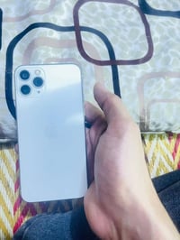 آيفون ١١ برو • ذاكرة ٢٥٦ • مكفول