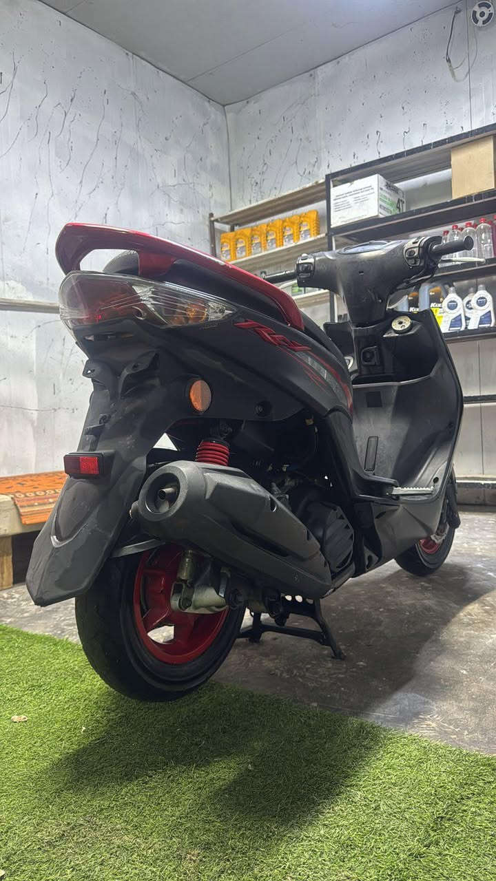 دراجه جيتي ار حديث مكفوله كفاله عامه صارلهه 15 يوم نازله من الرمبه الدراجه بعده زيرو احلى من الصور بهواي 

مكاني بغداد الشعب ( الثعالبه ) ***********
