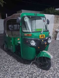 تكتك للبيع موديل 22كفاله شهر 9مرقمه رقم انكليزي مكينه مكفوله اشراي يتص...