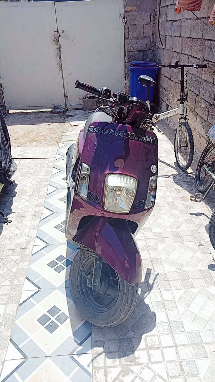 السلام عليكم بوليس للبيع رمبه ماصارلها شهر ونص من منزلها بوليس كلشي مابيها رايدها 850 ورجاء لحد يكسر بسعرها الدراجه يرادلها ترتيب بسيط مكاني بغداد المحمودية وهاذا رقمي *********** وبي واتساب
