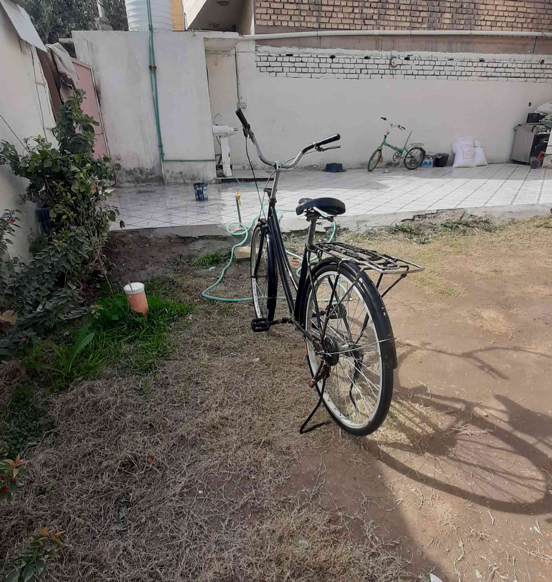 السلام عليكم بايسكل للبيع حجم 26 بابل حي الانتصار حصوه 50 وبي مجال اتصال*********** يم مدرسة حق المبين
