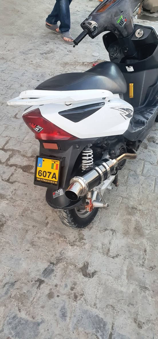 سلام عليكم دراجه ثعلب جي تي ار دراجه مكينه جديده بوشه 58صالنصه رياضيه اصليه ام ختم كفرات ختم واحد تيرات جدد تزويد يخبل كهرباياتهه كامله سلف جديد لا يتات زنون دراجه معدل سعره فول سعر 475الف عنوان بغداد الطالبيه 0771188865


**إذا كنت صاحب هذا الإعلان وتريد حذفه لأي سبب، رجاءا أرسل رسالة إلى الدعم الفني**