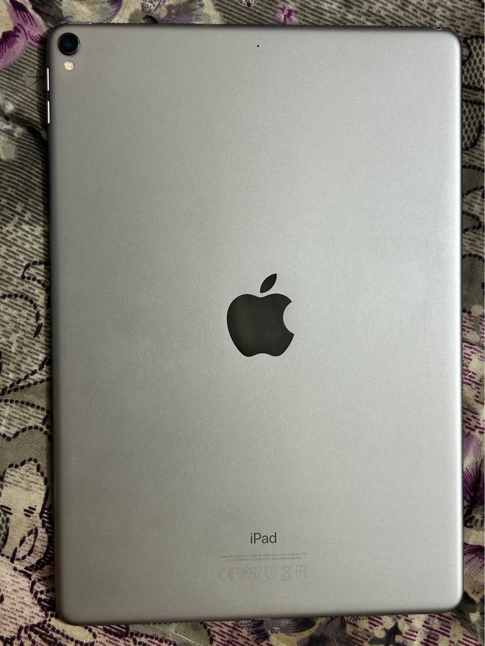 ايباد 10.5  ذاكره 64 جهاز مكفول وكلش نضيف سعره ب210 وبي مجال مكاني بغداد ام الكبر رقمي *********** بغداد, العراق
