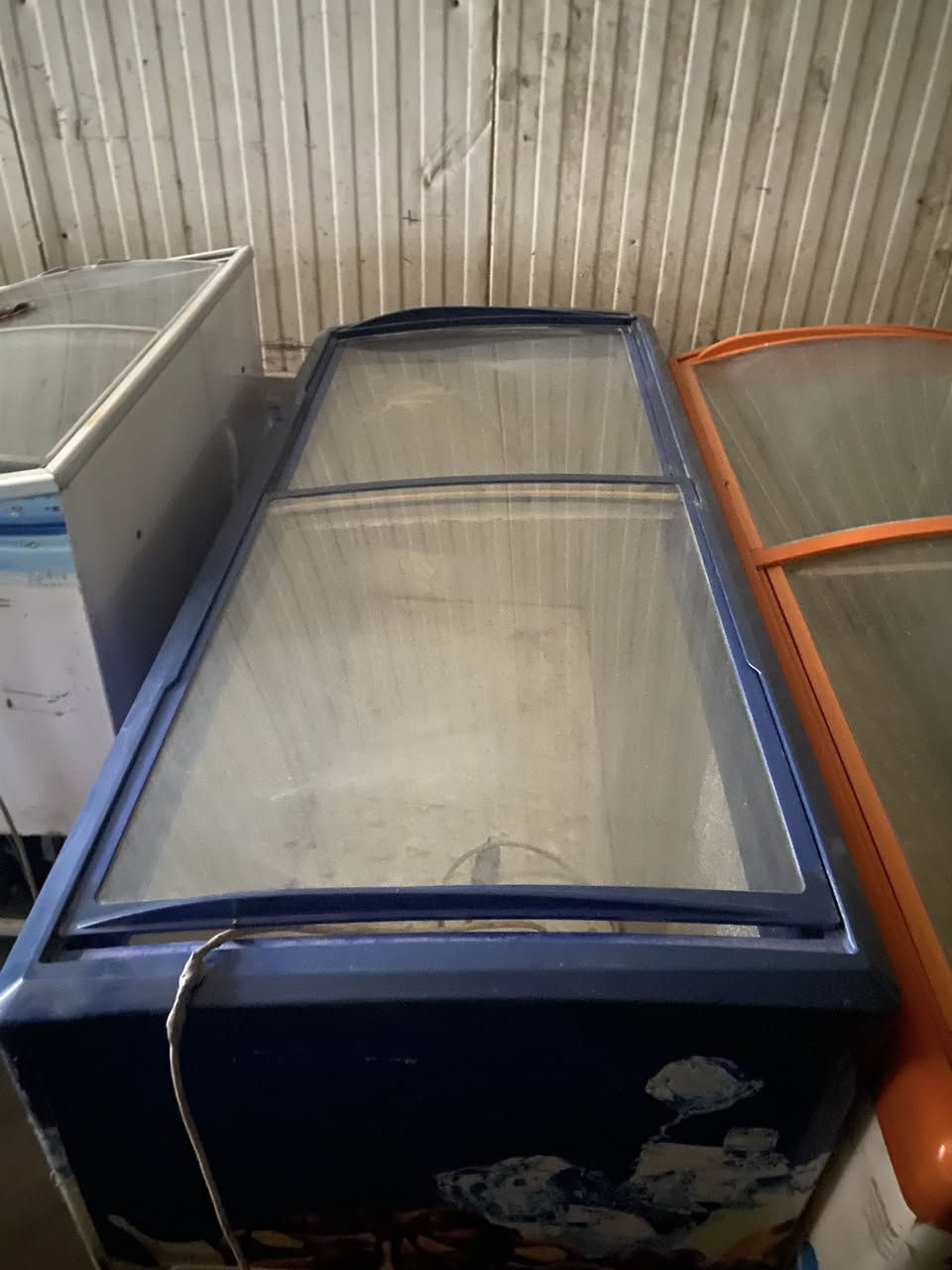 عوارض للبيع العنوان بغداد ***********
