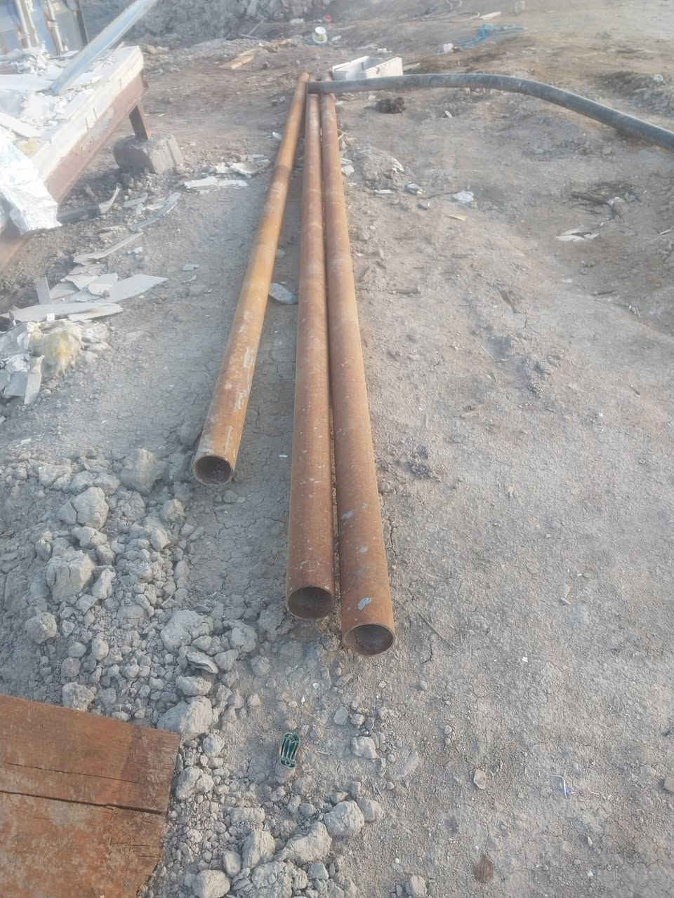 سلام عليكم عندي هذني للبيع تفاصيل اتصل ***********
