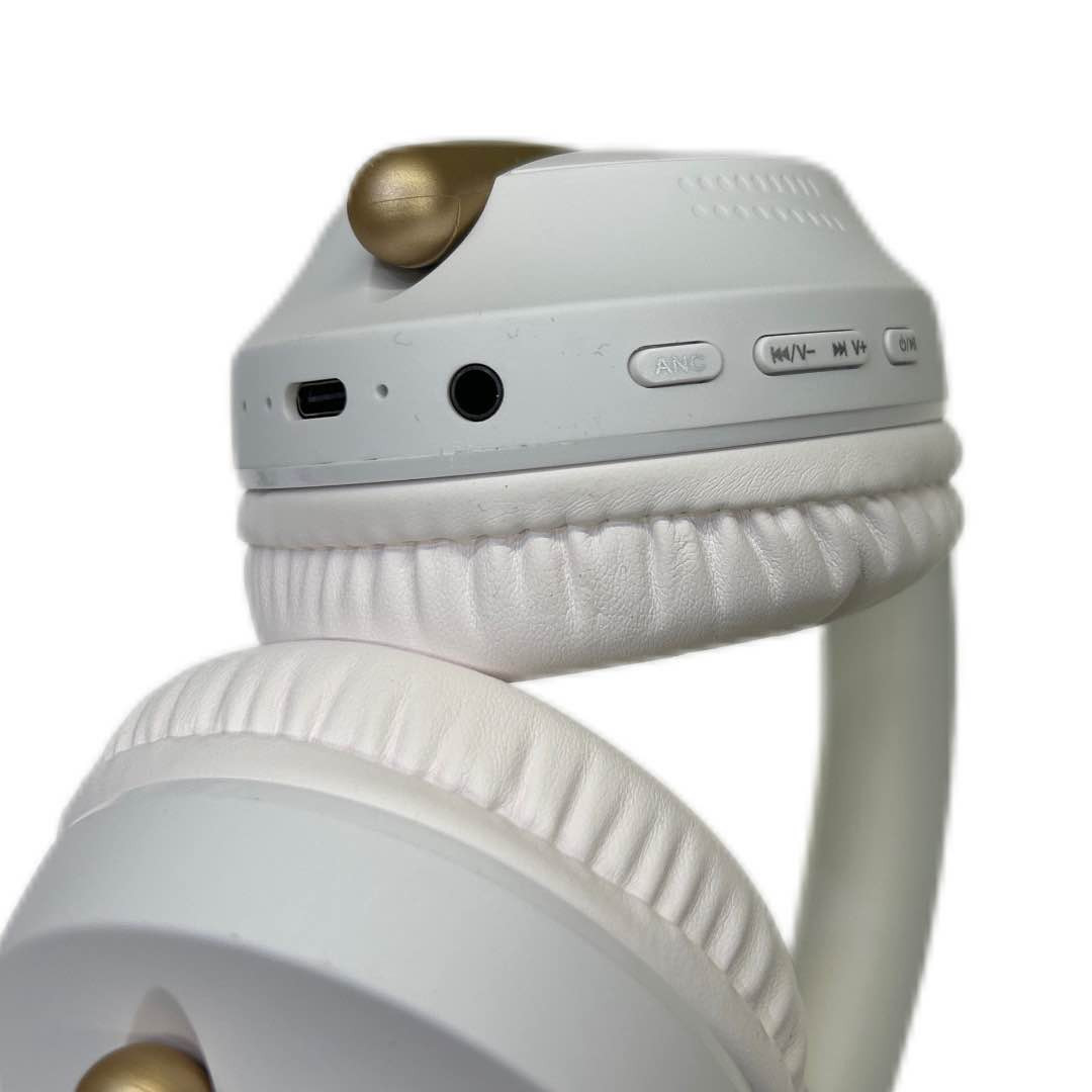 ✨ خليك مع الموسيقى في كل مكان بكل وضوح!

سماعة رأس مريحة وعملية تعطيك صوت ثلاثي الأبعاد نقي 🎶
تشغيل لاسلكي طويل أكثر من 20 ساعة متواصلة 🔋
مكالمات واضحة مع ميكروفون مدمج 📞
خاصية إلغاء الضوضاء (ANC) عشان تركز أو تستمتع بالموسيقى بدون أي تشويش 🤫
تشتغل مع كل أجهزتك سواء بلوتوث أو سلك AUX 🎛️
تصميم عملي وحجم مثالي للسفر والعمل ✈️💼

خليك دايمًا مستمتع بالموسيقى والصوت النقي بسهولة وراحة! 💪 بغداد, العراق


**إذا كنت صاحب هذا الإعلان وتريد حذفه لأي سبب، رجاءا أرسل رسالة إلى الدعم الفني**