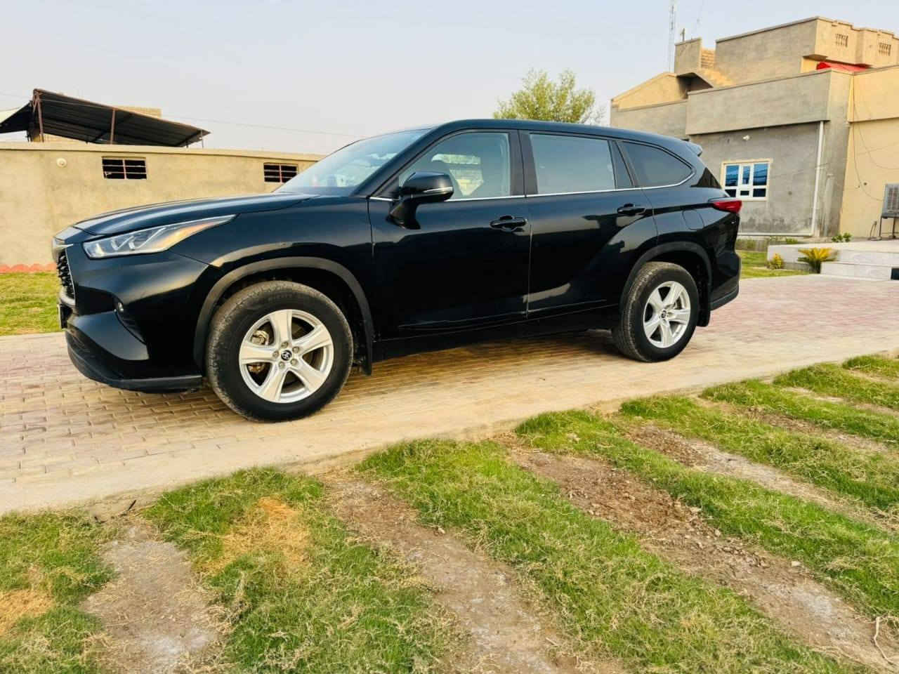 #للبيع هايلندر 2023
تحويل مباشر 
 مواصفات فول عدا الفتحة 
بصمة تشغيل وابواب رادار تحديد مسار اوتو ستوب وضعيات قيادة نقطة عمياء 
سايد بريك كهربائي 
محرك 4 سلندر 
ماشية 31 الف فقط 
ضرر جاملغ وبنيد بدون دواخل 
السعر 255 💲 
الاتصال 
***********
***********
مكان السيارة 
صلاح الدين الشرقاط اسديرة :
