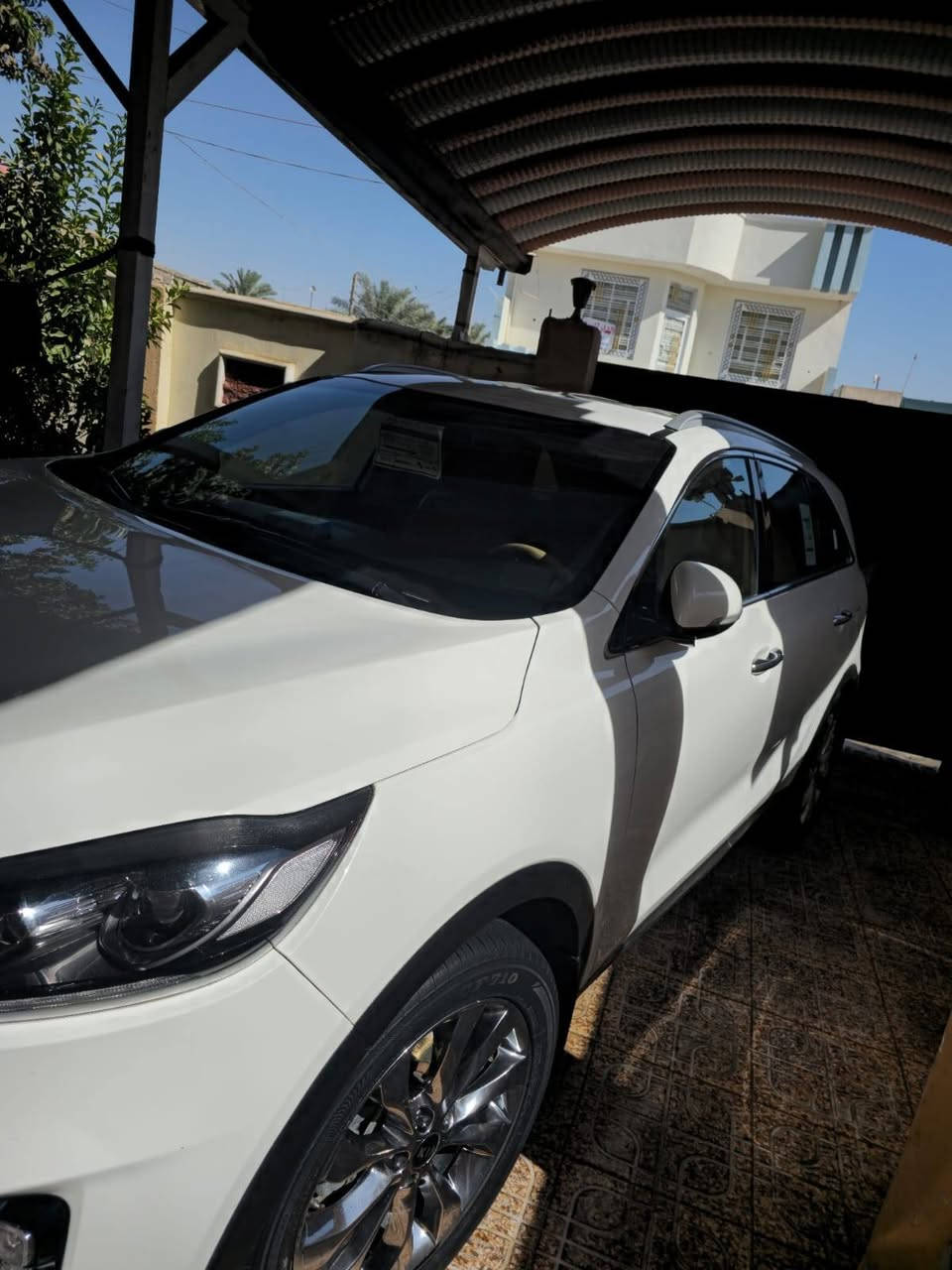 سورنتو 2020كفاله عامه ماشيه 100حقيقي جديده السعر 260 هاتف ***********
