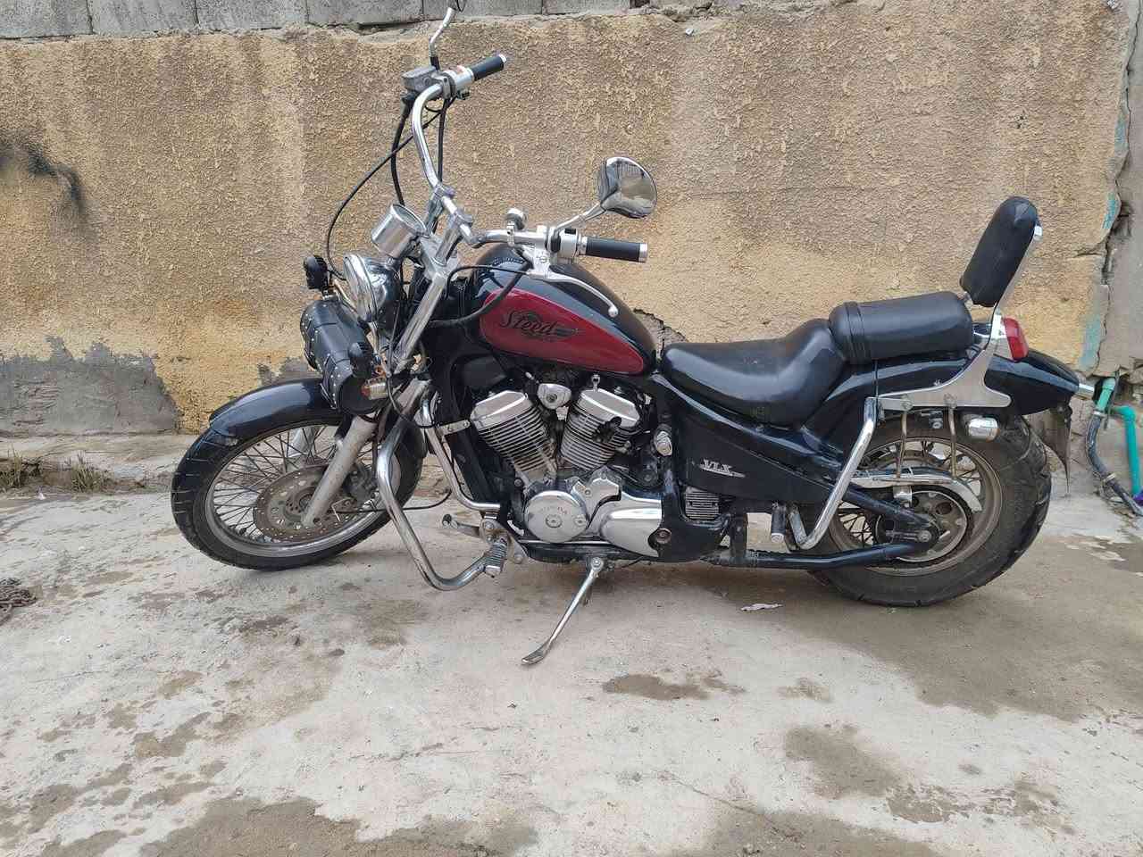 هوندا ستيد 400 اوراق موجودة
السعر المطلوب 750الف قفل
الدراجه بلاديه كلها شغاله حته الكيلو متر فقط بيه صوت بل خانه الاماميه بس تتشغل وتمشي
دروعه اماميه للراديتر ودرع خلغي وامامي ساعه مري اصليه. ستيرن راس الثور دراجه حلوة وكاعدة فقط هاي مشكلته    مكاني بغداد البياع الشهداء  
 ***********
