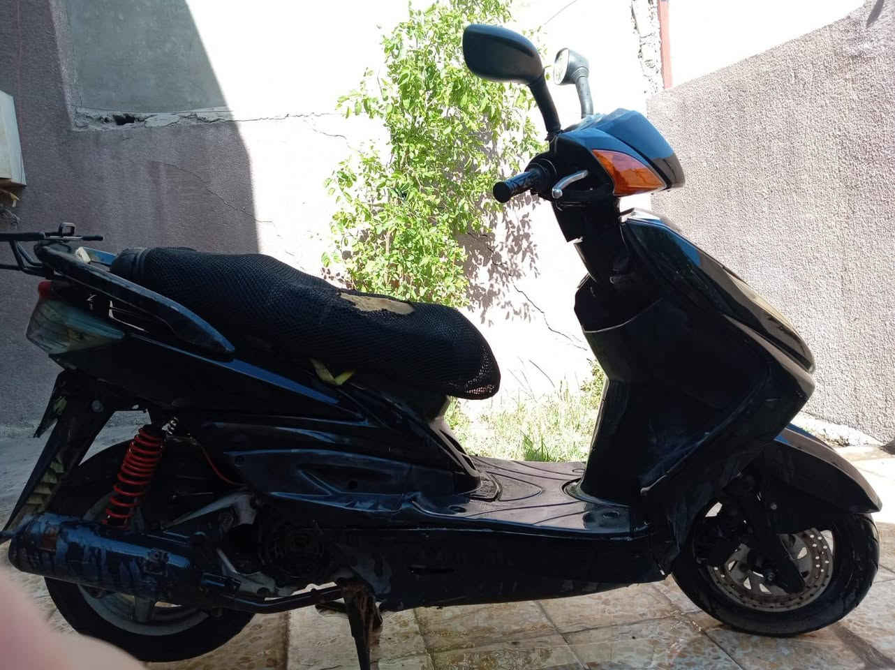 سكنس فحل يحتاجله تجفيت ابيع كوم حديد 200
بغداد الاسكان ***********
