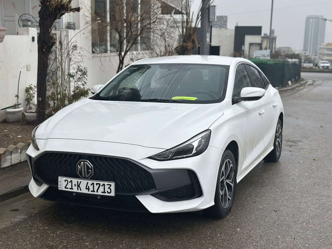 MG Gt 2025 گێڕ عادی
١٠٠٠کم ڕۆشتوە وەک سفر وایە 
هەموو گیانی بەشەرت 
هیچ هیچی پێوە نیە 
بۆیاخ تەنکە 
***********
نرخی ١٠٣ گەڵا قوفڵی قوفڵی 
بۆ معامەلە تیک مەکەن لە خزمەتاندام
