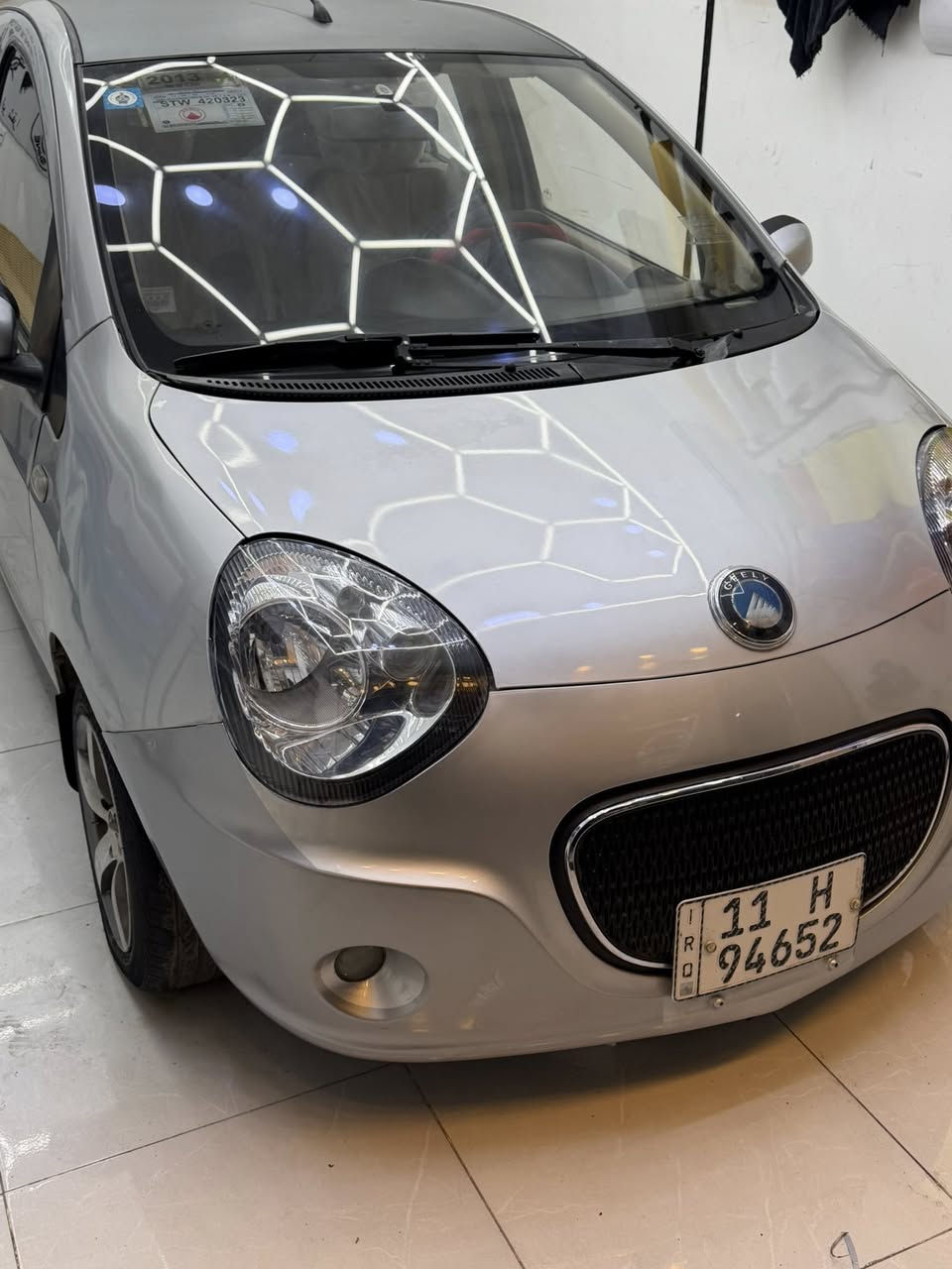 باندا موديل 2013 السياره متصرف عليها ولا ربع  تبريد كير مكينه صدر كله جديد شاشه  مابيها اي عيب وهاي صورها اليوم  
السعر 55 بيها مجال 
العنوان الكرخ
***********
