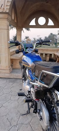 سيفان ٢٠٢٥ • ٢٠٠سيسي • ماشيه ٢٠٠٠