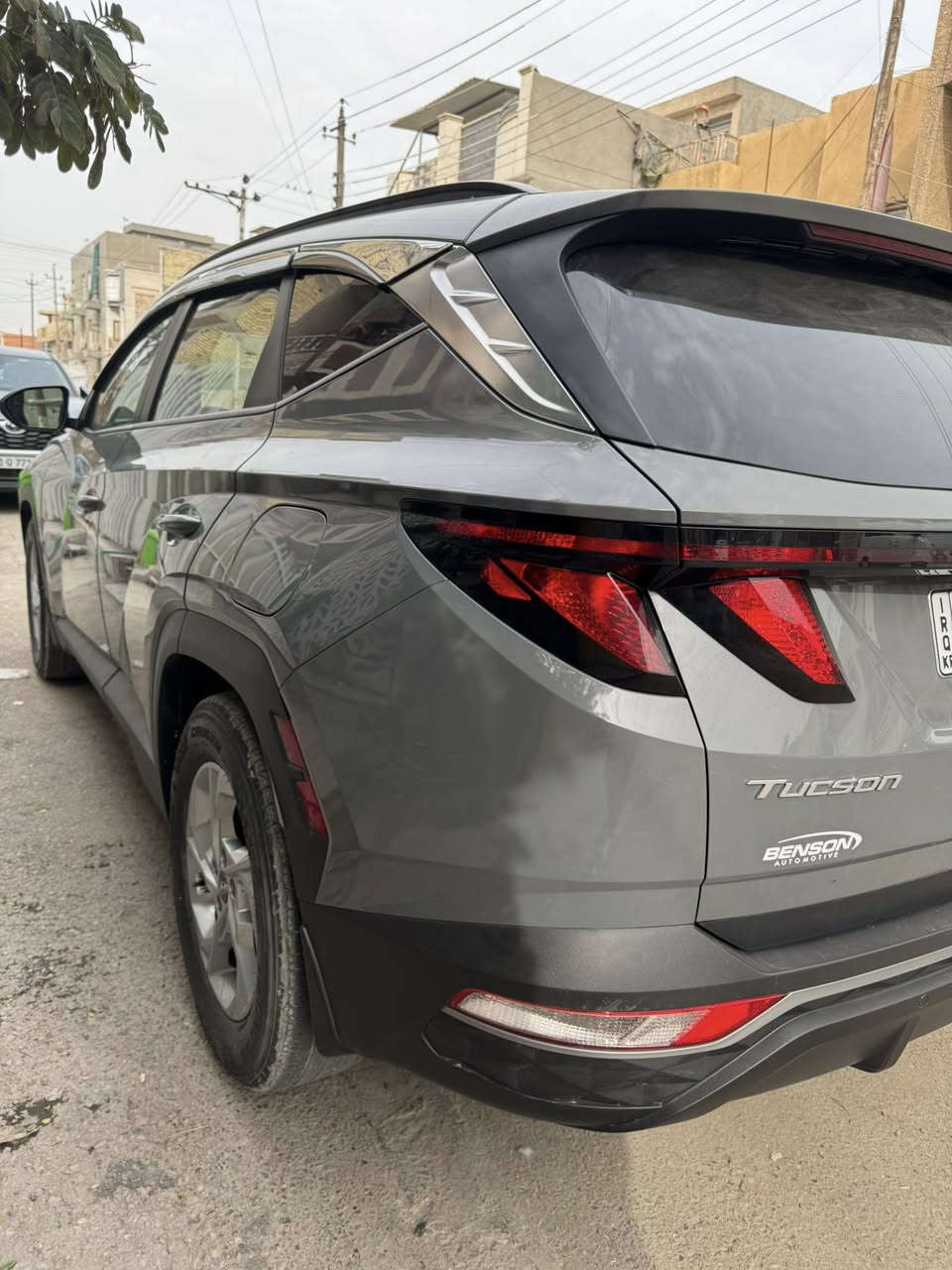 السلام عليكم توسان 24
سمنتي 

المواصفات
تبريد لمس 
تبريد قطعتين 
فول بصمات
شاشة كبيرة 
كامرة دوارة
بصمة صندوك
ترحيب عند الاقتراب
دخول ذكي 
بصمة ابواب
سايد بريك بصمة
محرك 2500 🚀 
اوتو هولد 
تشغيل عن بعد
رادار امامي
رادار خلفي
رادار جانبي
تدفئة كشنات
ويل كب 
تحديد مسار
قيادة ذاتية
توقف ذاتي 
تنبيه عند مغادرة المسار
كروس سرعة
وضعيات قيادة
لايتات زنون
نزول منحدرات
وبعد هواي مواصفات بيها
ماشية 48 
سيارة جاهزة وكاملة بدون نقص
رقم اربيل با اسمي السنوية احولك سنوية 
السيارة جديدة على كد الدوام وارجع مال بيت تجي وتشوف بعيونك 
حادث قبق الصندوك راجع على البارد
وقطعتين اكلير امريكا جاملغ وباب جهت السكن 
مكان بغداد القاهرة

***********

السعر  207 وبيها مجال حك الجية
