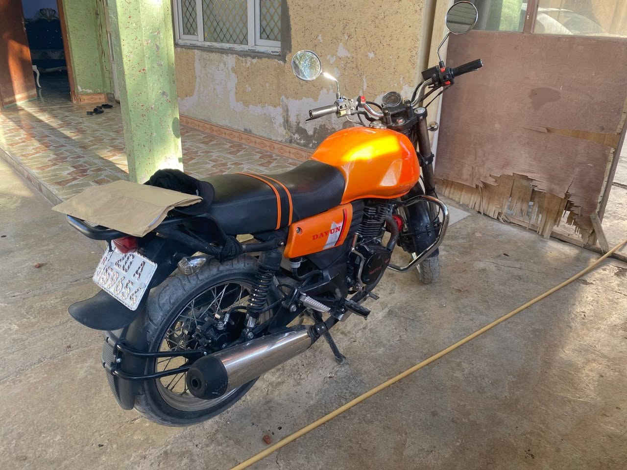 دايوان لاتي موديل 2022 لون برتقالي محرك 200 مرقم ديالى رقم انكليزي باسمي سنويته لل2030 دراجة مابيه برغي نقص رايده 2 مليون و 200 وبيه مجال
مكاني ديالى بعقوبة بهرز 
للتواصل ***********
