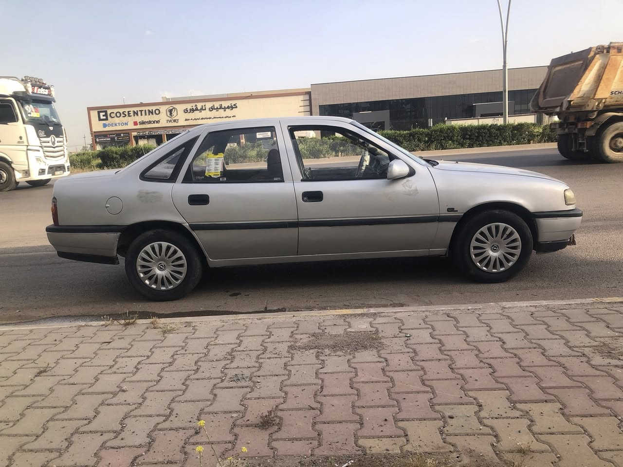 اوبل فكترا 
كلشي بي ع بلاد كبس 
محرك ١٦ 
كير محرك شرط ✅
سياره مصبوغ جمالية  
مناقصها شي 
اني الشرعي مالتها 
*********** 
سعرها ٣٥ ورقة
