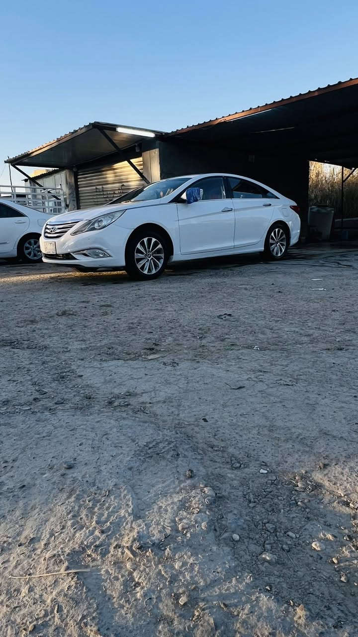 السلام عليكم سوناتا خليجي مديل ١٣ شكل ١٤ سياره خير من الله  مواصفات ويل ١٧ تبريد قطعتين تحكم جهتين شفتات ستيرن كشن كهرباء  داخل بيجي المواصفات المعروفه رقم السياره كربلاء مكان السياره بابل السعر ١٢٣ وبيه مجال الاستفسار  السونار مرفق بالصور ***********/***********
