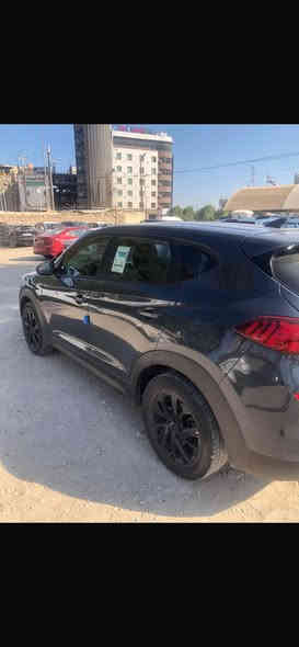 توكسان موديل ٢٠١٩ وارد أمريكي حادثها فقط دعامية مكفوله ضربته فقط دعامية خلفيه سعرها شدتين وبيها مجال ***********
