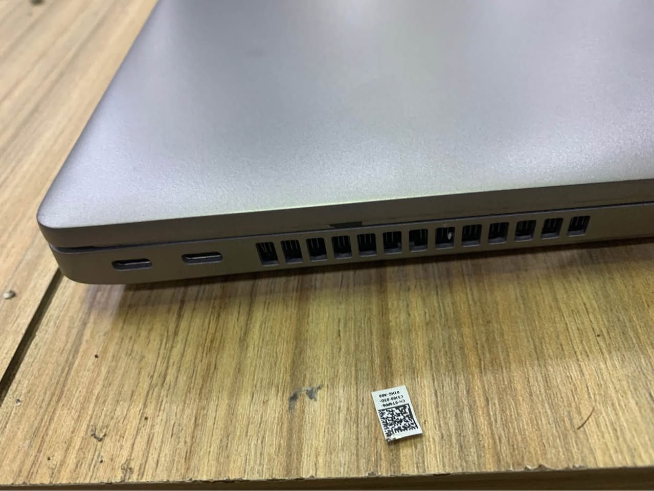 السلام عليكم 
لابتوب ديل 5420 
نظافة ١٠٠ بالمية 
معالج core i5 جيل 11  فئة g7 القوية
كرت شاشة انتل 8gb iris
مناسب لجميع الاستخدامات 
رام 16 ddr4
Ssd 256 
بصمة إصبع 
بطارية ٥ ساعات 
 كيبورد ضوئي
FHD شاشة 14.1 
موجود توصيل مع ضمان شهر
السعر 370 الف أربيل, العراق


**إذا كنت صاحب هذا الإعلان وتريد حذفه لأي سبب، رجاءا أرسل رسالة إلى الدعم الفني**