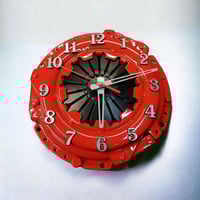 ساعات جدارية • حديد قوي • ألوان مختلفة