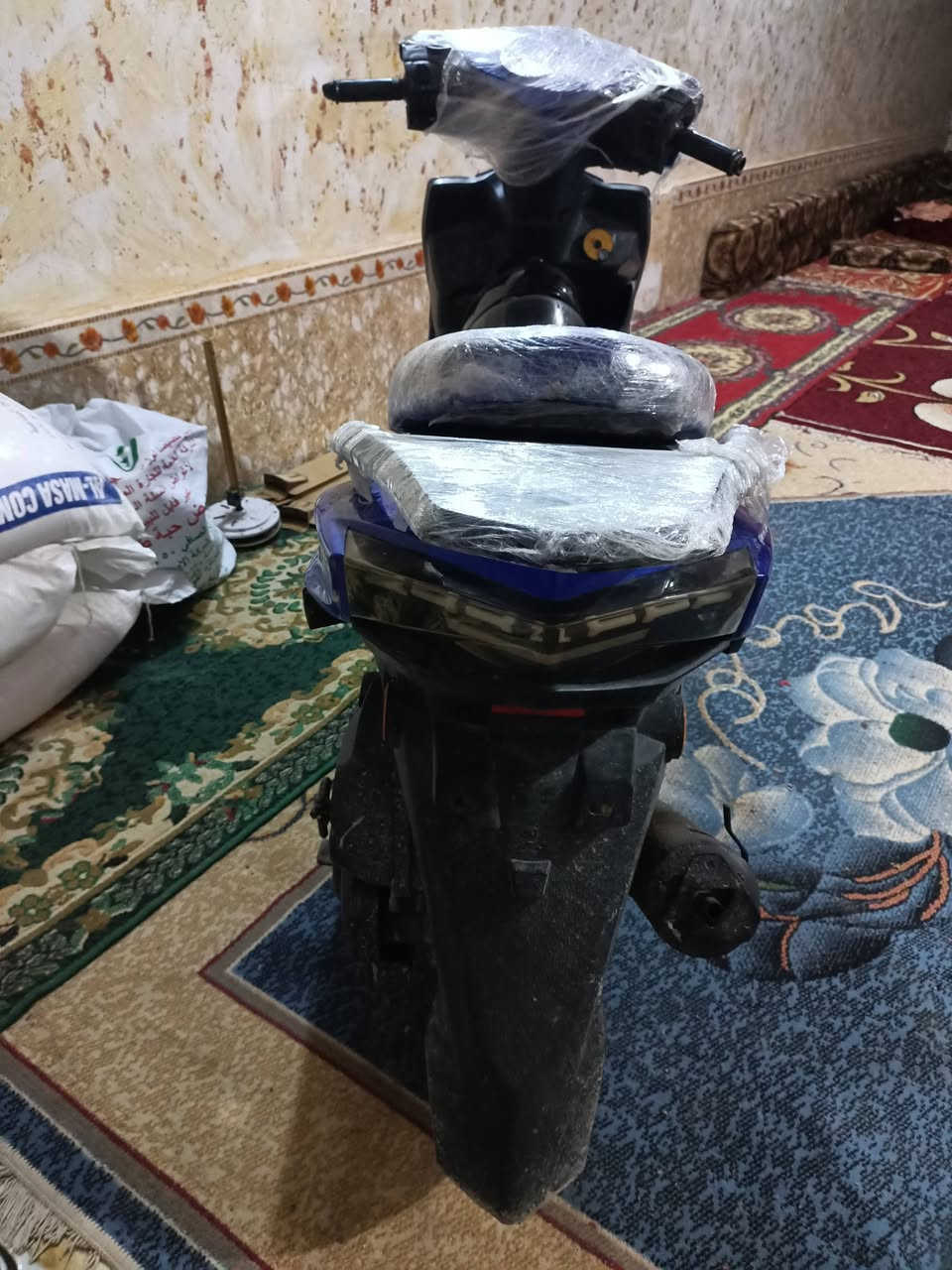 دراجه. سكنز صيني جاهزه مجهزه كلش معدل 140سرعه لا تنقيص ولا تبخير تشقيل عن بعد حساس سرقه شاير لايت هورن كله كهربائيات شقاله وجاهزه ولي يريد يرتب بعد بكيفه سعره 500 وبيه مجال


**إذا كنت صاحب هذا الإعلان وتريد حذفه لأي سبب، رجاءا أرسل رسالة إلى الدعم الفني**