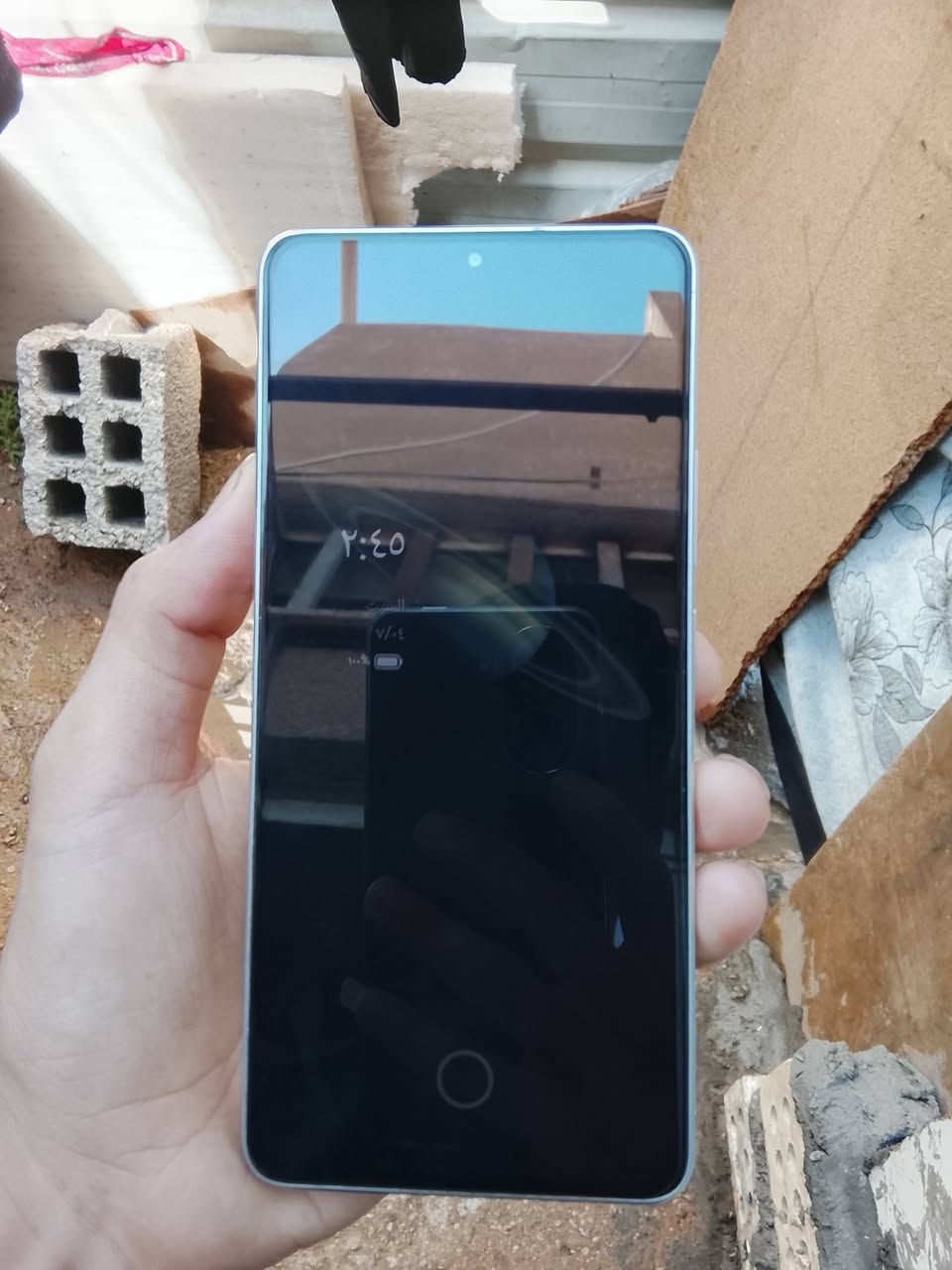 سلام عليكم poco x6pro جديد غراضه كامله للبيع ب325 وللمراوس ب poco F7 وطي فرق مكاني كربلاء حي العامل ***********
