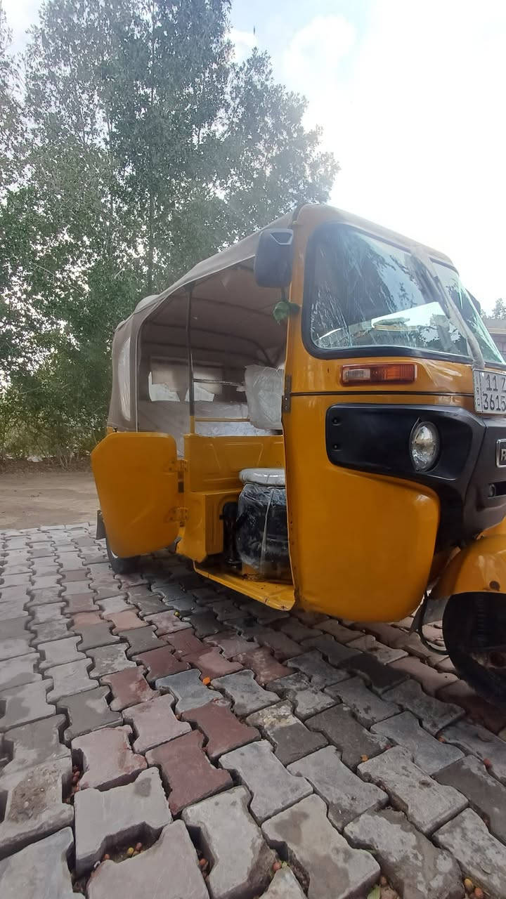 سلام عليكم تكتك البيع مديل 2021رقم نكليزي تكتك خير من الله تحويل ثاني يوم بيه بس شويه بل الغد ضربه زغيره هاذ رقم تصل وبيك خير ودلل***********
