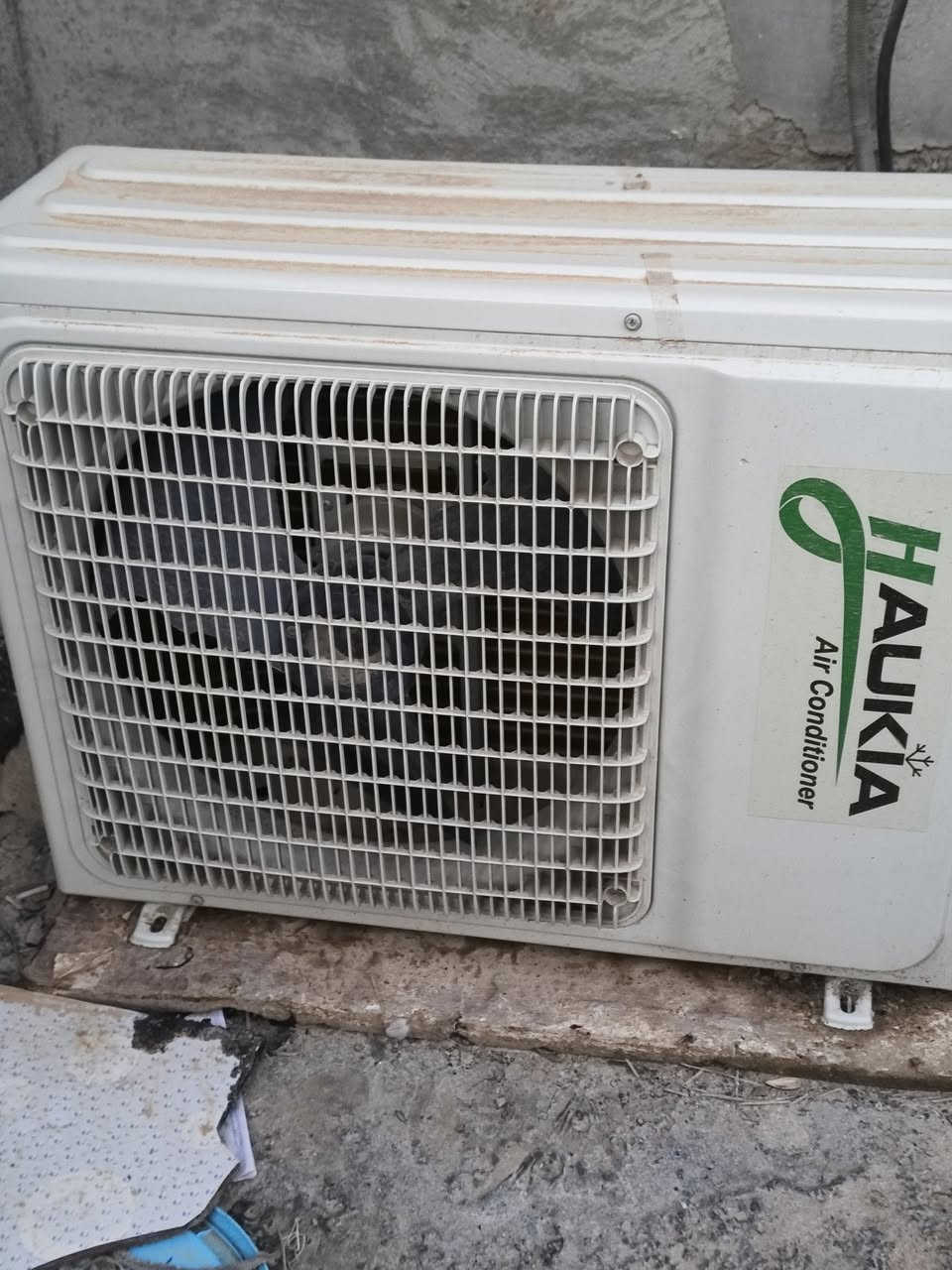 للبيع 1طن سعر 225
***********
