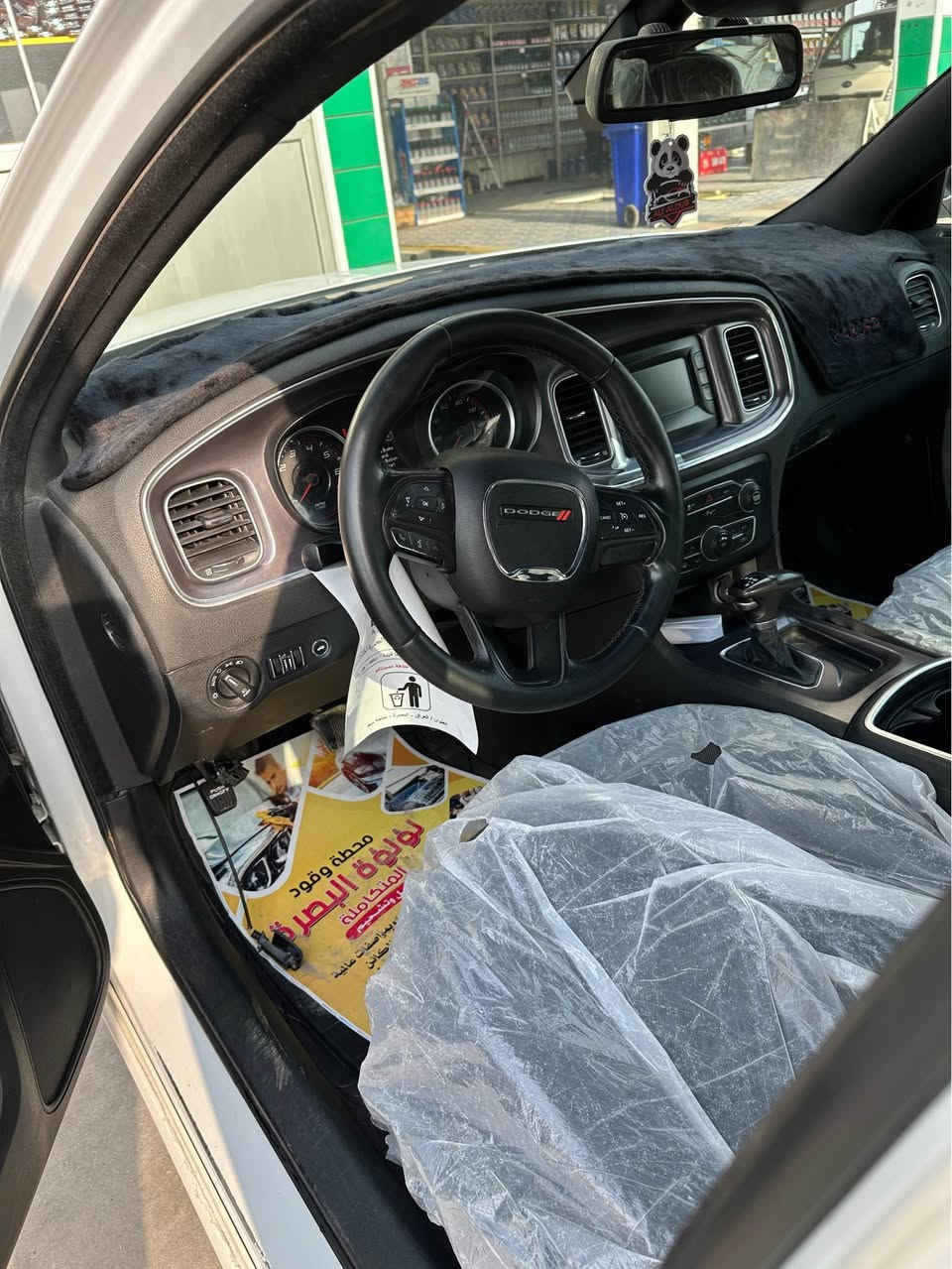 جارجر 2015 اربيل سنوية 2030 هسه مجدده تحويل وكالة حاظر
مواصفات sxt
كفالة عامة من الحادث فقط قطعتين كلير الجاملغ الايمن الخلفي والباب الخلفي الايمن من امريكا لا معجون ولا ضربة ابد محرك 3600 السيارة جديدة وغرفتهه جديدة 
گير محرك حدادة تبريد كله جاهز ماشية 139 الف ميل
ترايهه وين ميعجبك
***********
مكاني البصرة القبلة حي المهندسين البصرة, العراق
