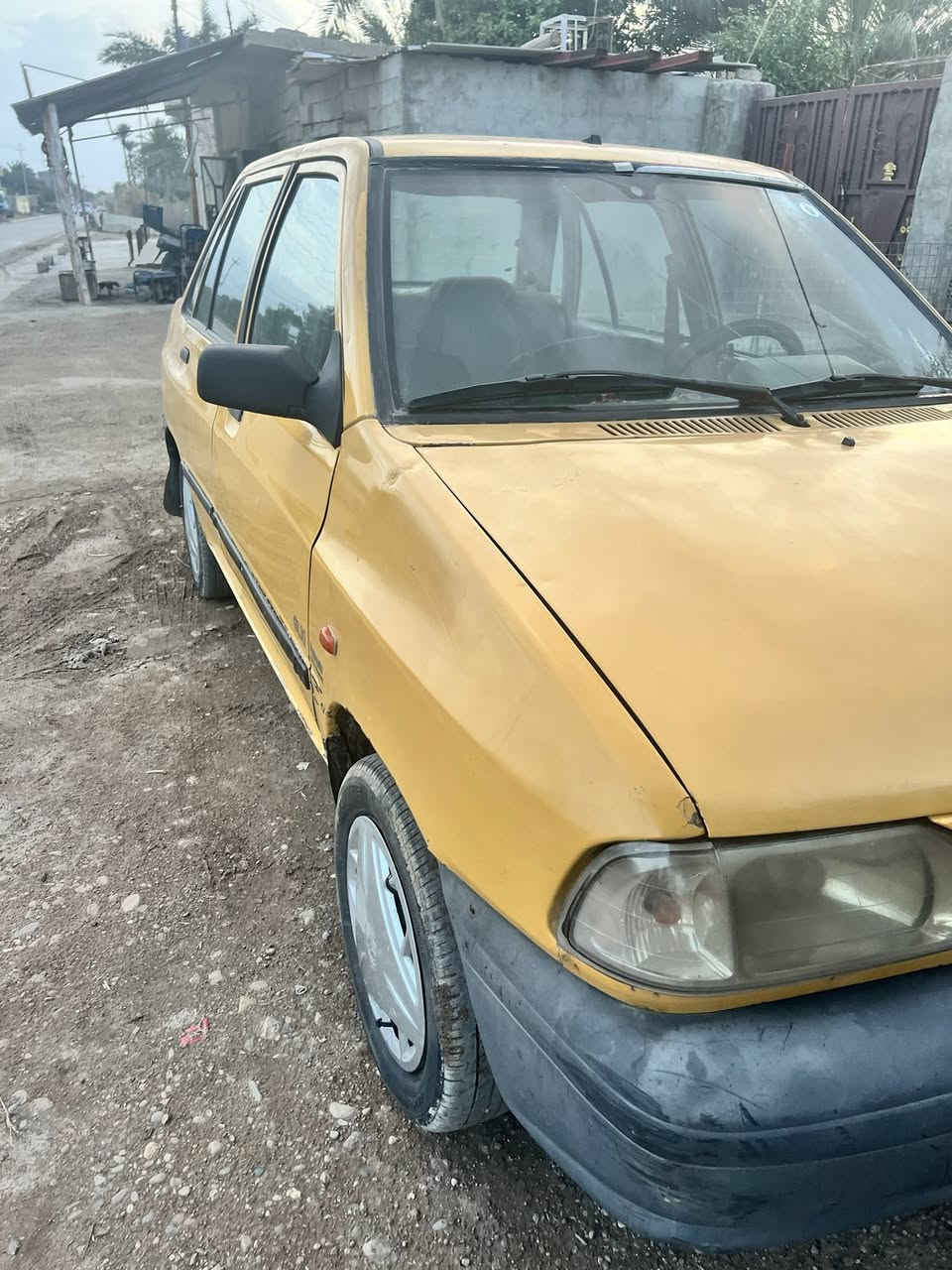 سايبه للبيع موديل 2011 سيارة حلوة نضيفه محرك وگير جدد تخم تاير صدر امامي وخلفي جددد مابيها نقص كامله بسمي تحويل ثاني يوم 
مكاني ديالى 
***********
السعر 24 وبيها مجال قليل للشراي
