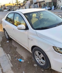كيا سيراتو موديل ١٢ بيها مكانات صبغ سعر ٧٠ التواصل واتساب 07893366161 ...
