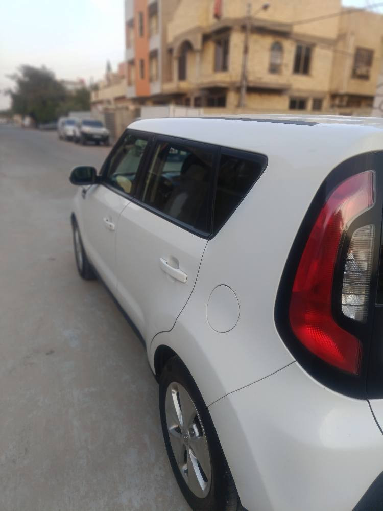 السلام عليكم للبيع صول 16 أمريكي الضرر موضح بلسونار  بنيد معمر وجاملغ مبدل وبابتين كلير كلير ليس صبغ بغداد جاهزه من كلشي السعر 105  *********** بغداد, العراق
