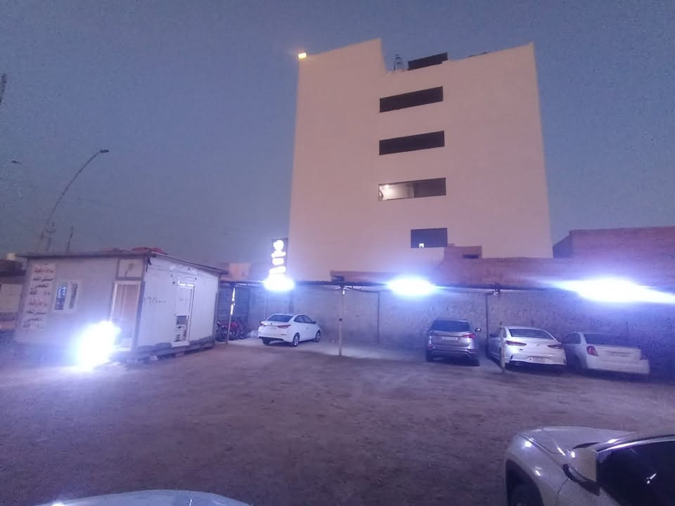 كرفان وجملون سقيفة للبيع
***********
