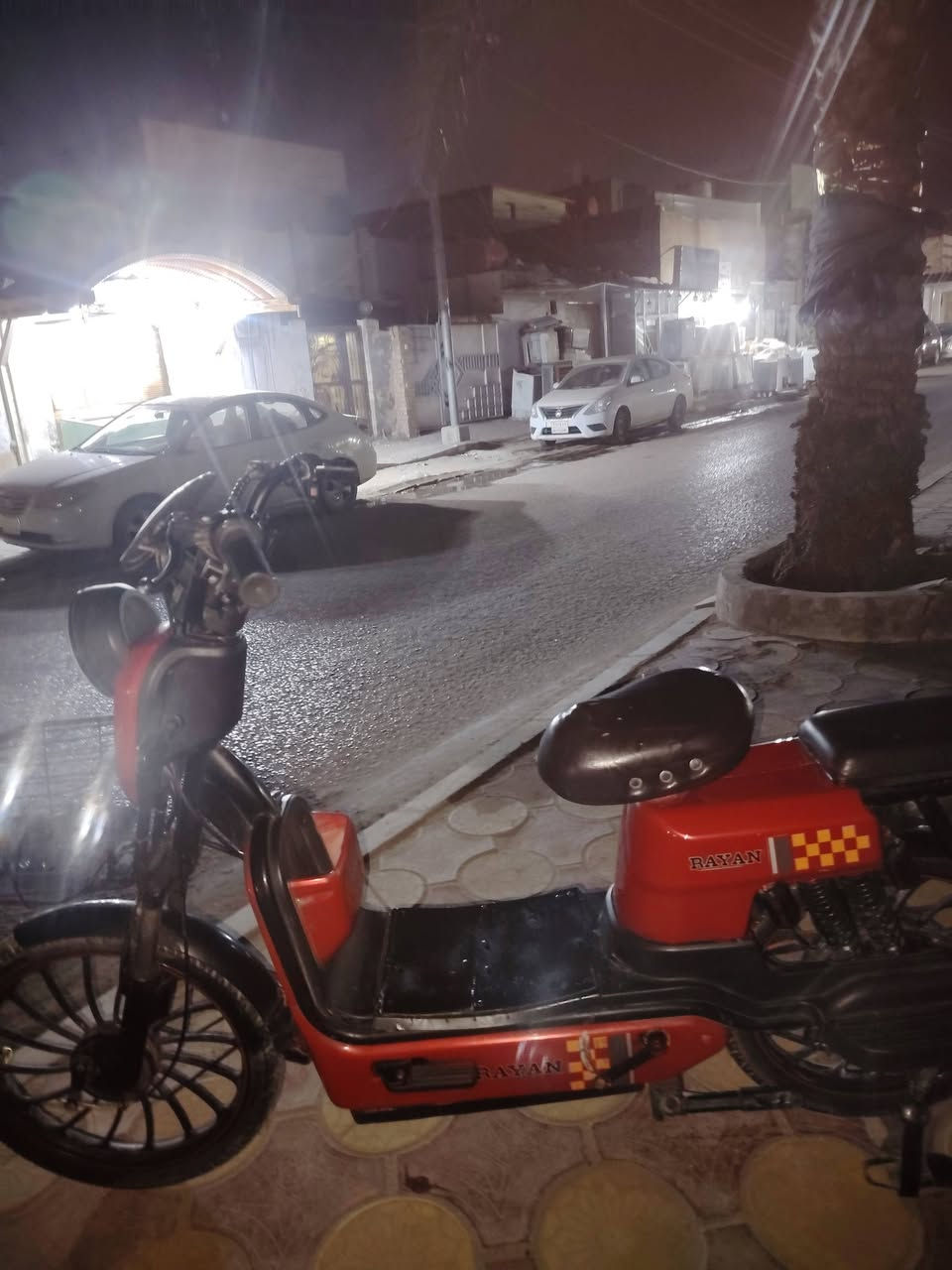 دراجه شحن شركه الريان بيها 3سرعه والسرعه مالته 60عدد البطاريات5السعر وياها ٢ سويجات بصمه مابيها السعر325وبيها مجال للشراي مكاني نجف رقمي***********
