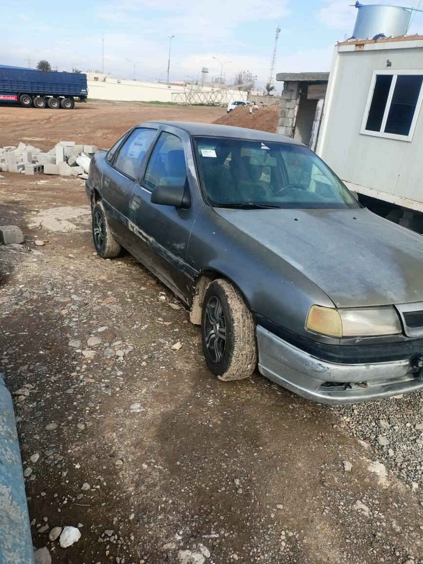 فكترا 1993 حجم 16 كاربون بانزين السيارة مو باسمي بيها وكالة عامة من صاحبها الشرعي 32 وبیها العنوان ناحیة المحلبیة مجال للاستفسار ***********
