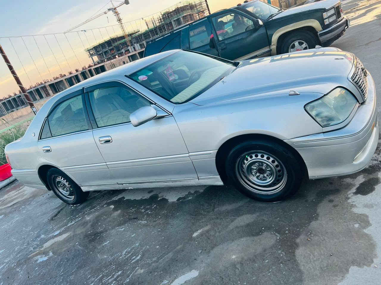 ملكه 2002كصه جنطه مكينه فيفيتي دكمه وحده تخم تاير تبريد حداديه جاهزه ماناقصهه شي بيهه لوحات بغداد فقط سعر 30للاتصال ***********
