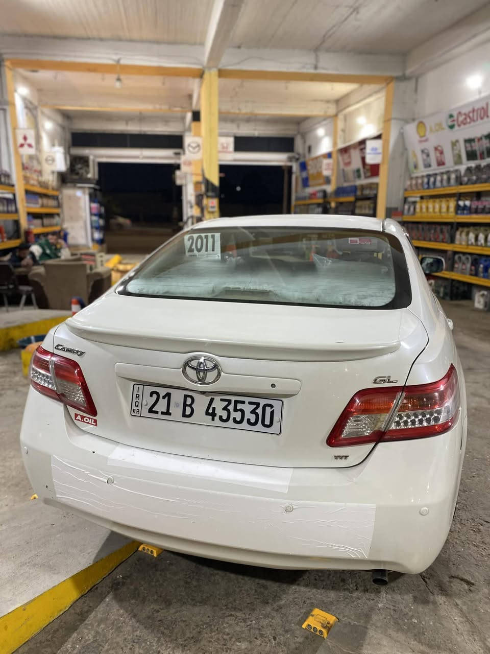 كامري ٢٠١١ خليجي نصف مواصفات كير محرك   مامفتوح  شرط بلادي  تحويل سنوية جديده ٢٠٢٨  لديه بطاقه وقود شرط تحويل سونر داخل صوره لاستفسار اتصل على ***********  عنوان كركوك رحيم اوه فرع توب ستي السعر. ١٣٠
