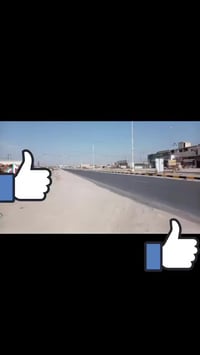 عندي قطع بحي الجوادين مقابيل الاسكان الصناعي  النزله الاولى وثانيه باي...