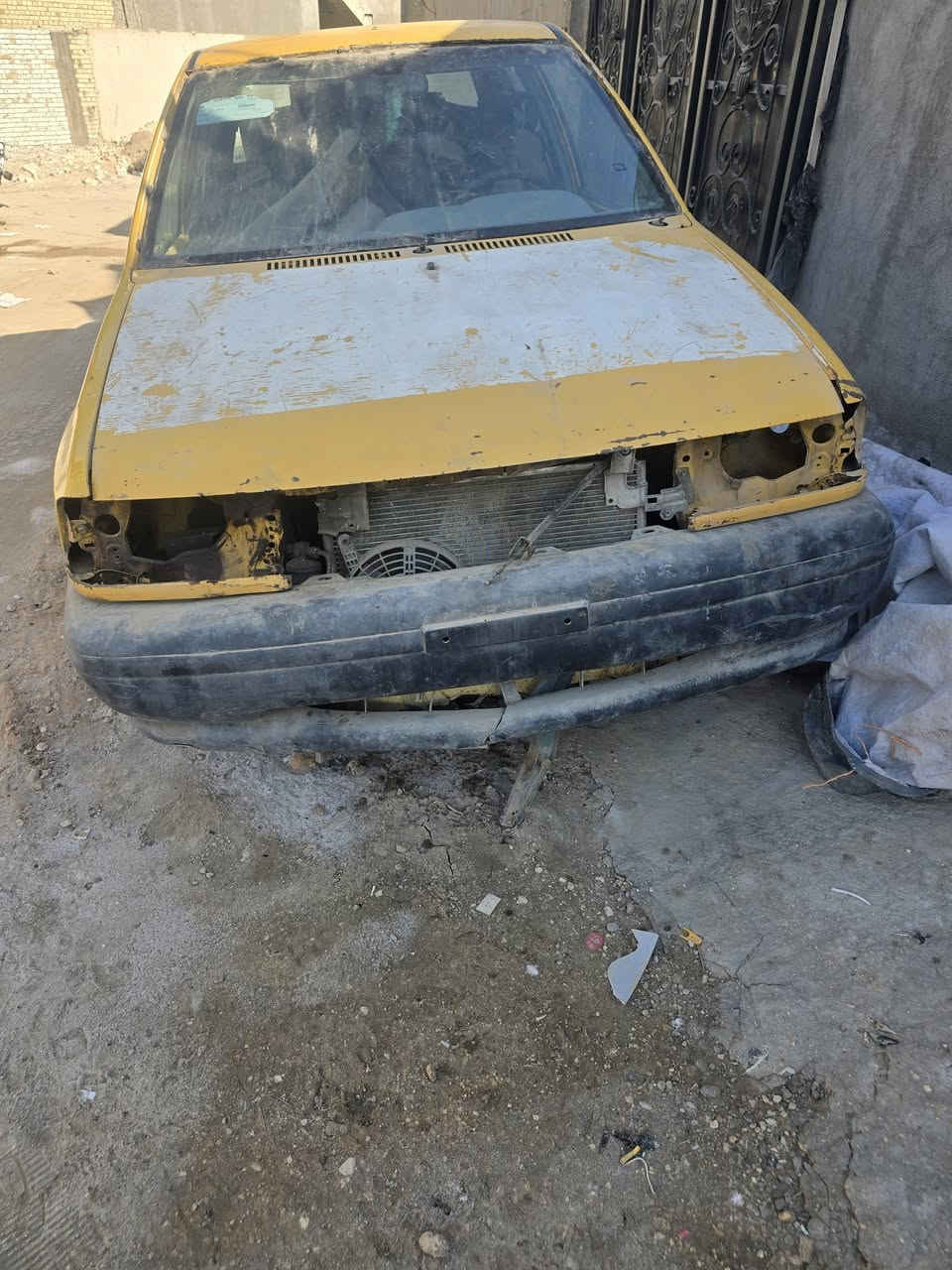 سياره سايبه لبيع موديل ١٣السعر (٦)أوراق سياره سنويه بالهيئه سياره مكينه مفصخه بدون كير رقمه بغداد صدامي (***********)
