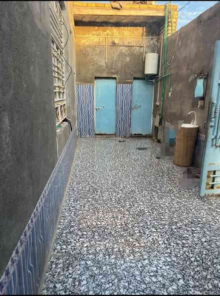 بيت  زراعي للبيع  بخنيطله شارع الكراج مساحه 200
غرفتين وصاله ومطبخ وديوانيه وصحيات وساحه وفوك غرفه وحمام كاملات وغرفتين ع بس أساس البناء طابوك 
سعر 70 وبي مجال قليل ***********
