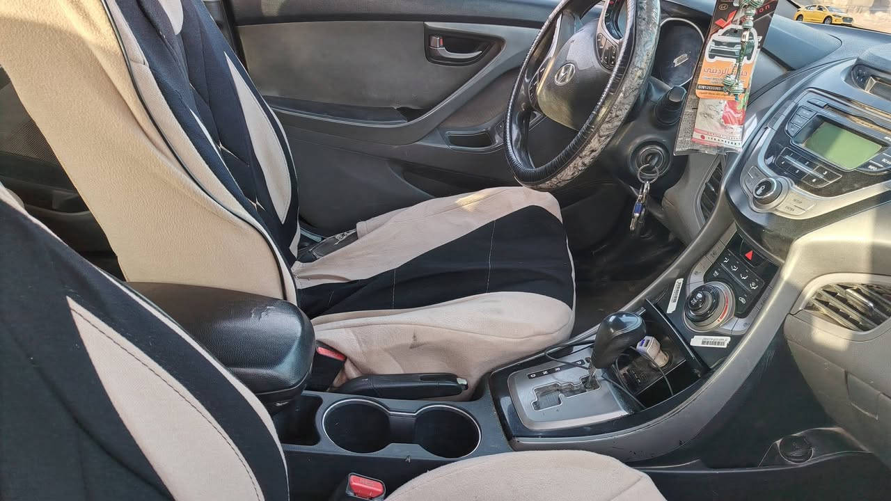 السلام عليكم النترا للبيع السعر ١٠٠ للاستفسار الاتصال على الرقم ***********
