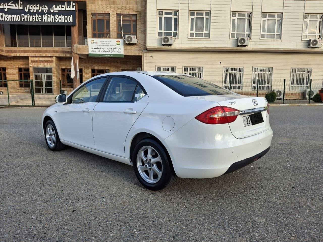 جاک مۆدێل 2012 مه کینه زنجیر گێڕ عادی گیڕو مه کینه ی نه کراوه ته وه به شه رت 10 فیته ر چوار تایه ی تازه ی له سه ر 140 هه زاری حه قیقی ڕۆشتوه به شه رت ٣ ده ستی کێردوه له شه ریکه وه سه نه وی تا 2028 تازه یه ڕه قه می تازه یه پینج ڕه قه میکه ی جوانی له گه ڵه دوو په نجه کارتی هه یه له گه ل ده رگای دوای سه کن قوپاوه جاک نه کراوه له ره سمکان دیاره سعری 70 گه ڵا معامه له که م *********** السليمانية, العراق
