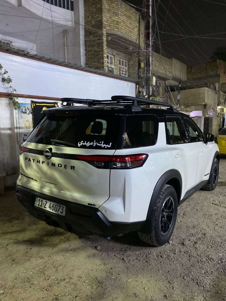 للبيع أو مراوس /سبورتج خليجي /
نيسان باثفايندر ٢٠٢٣ 
ماشيه 22 ml
حادثه قبق الجنطه بدون إرباك صندوك بي صفار قليل

رقم بغداد الدوالي والسياره بسمي

/صور الحادث والسونار مرفوقه مع صور السياره/

تخم تاير جديد مو جبلي ناعم  غير البصوره

/سعره  السياره ٢٨٥ ورقه 

ميزات نيسان باثفايندر روك كريك 2023 هي كالتالي:

# المحرك
- محرك بنزين سعة 3.5 لتر، 6 أسطوانات، بقوة 284 حصان ¹.
- ناقل حركة أوتوماتيكي ب 9 سرعات ¹[3).

# التصميم الداخلي
- مقصورة فاخرة بتصميم أنيق ومريح ¹.
- مقاعد من الجلد مع مساند ذراع ¹.
- نظام تحكم أوتوماتيكي بالمناخ ثلاثي المناطق ¹.
- شاشة معلومات ترفيهية مقاس 8 أو 9 إنشات ¹ ².

# السلامة والأمان
- وسائد هوائية ¹.
- نظام الفرامل المانعة للانغلاق ¹.
- نظام توزيع قوى الكبح إلكترونياً ¹.
- نظام التحكم بثبات المركبة ¹.
- كاميرا محيطية ذكية مع نظام كشف الأجسام المتحركة [2).

# التكنولوجيا والترفيه
- نظام صوتي من 6 سماعات أو 12 سماعة من Bose ¹.
- شاشة عرض معلومات السائق مقاس 7 أو 12.3 إنش ¹.
- منافذ USB وبلوتوث وشاحن لاسلكي ¹.
- نظام ملاحة وتقنية البلوتوث ¹.

# الخارجي
- مصابيح أمامية LED ¹.
- عجلات معدنية مقاس 18 أو 20 إنش ¹.
- مرايا جانبية كهربائية مع إشارات انعطاف ¹.
مكان بغداد حيً اور
***********
