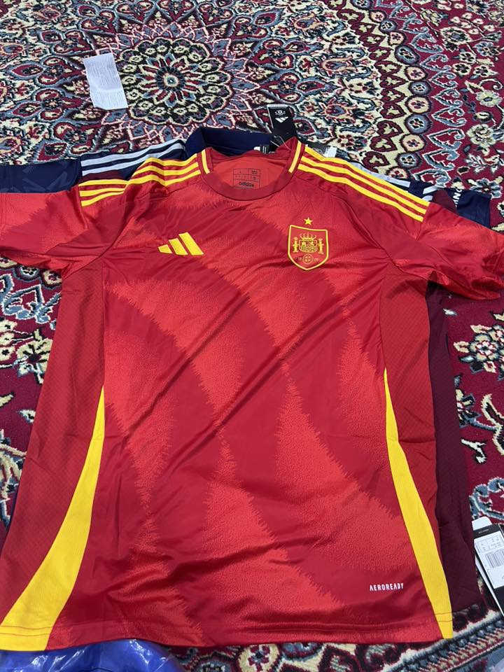 قطعه 8.  قطعتين. 15


**إذا كنت صاحب هذا الإعلان وتريد حذفه لأي سبب، رجاءا أرسل رسالة إلى الدعم الفني**